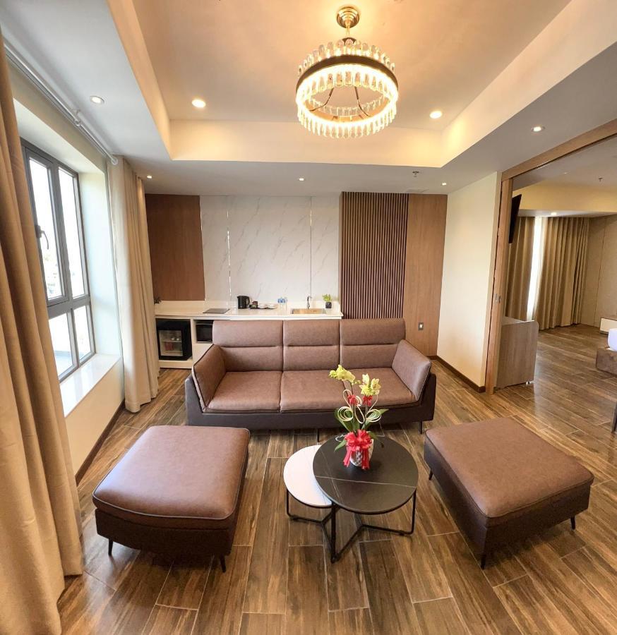 Mai Vy Hotel Tây Ninh Екстериор снимка